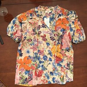 Entro Floral Ruffle Sleeve Blouse